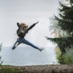 Attendre le bonheur au bout du chemin : non !